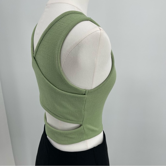 Roxy Good Keepsake Green Crop Top Criss Cross Back Sporty Chic Surfer Athleisure - Picture 12 of 13